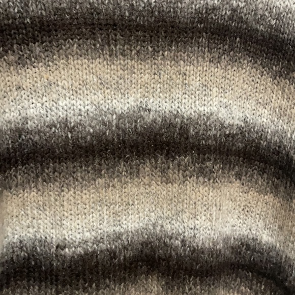 Romeo & Juliet couture vest - Picture 8 of 8